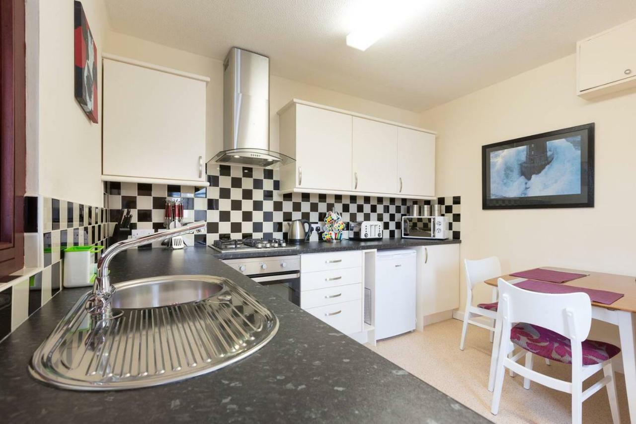 Spetchley House Apartment Tenby Luaran gambar